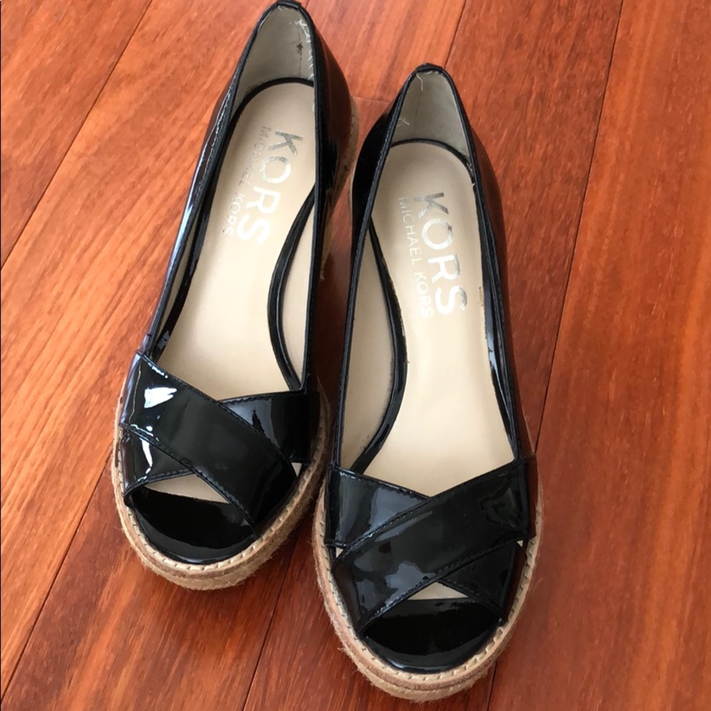 Michael kors wedge sandals